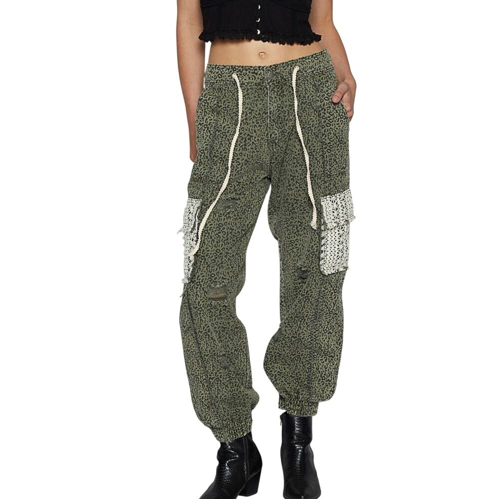 POL Leopard Cargo Pants, NWT, Multiple Sizes - Picture 1 of 5